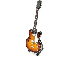 John Lennon, The Beatles elektrinės gitaros modelis