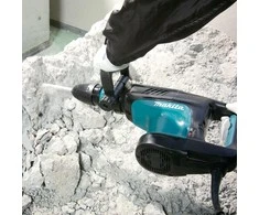 Makita Atskėlimo plaktukas HM1203C SDS-MAX
