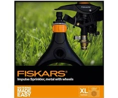 Fiskars Pulsinis purkštuvas su ratukais, metalinis
