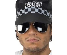 Akiniai policininko juodi