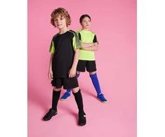 Roly Unisex sportinis komplektas, kurį sudaro 2 marškinėliai + 1 pora šortų JUVE Fluoro geltona/juoda