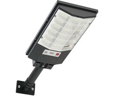 Vevor 4 vnt. 500W saulės gatvių apšvietimo rinkinys