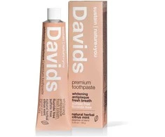 Davids balinamoji ir apnašas mažinanti dantų pasta citrusų ir pipirmėtės skonio, 155 ml.