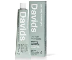 Davids balinamoji ir apnašas mažinanti dantų pasta pipirmėtės skonio, 52 ml.