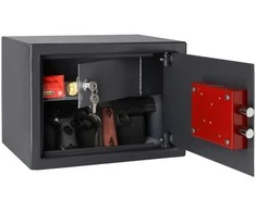 BRIHARD PISTOL &amp; AMMO K seifas 3 pistoletams