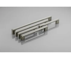 Zamak handle 336 C=192mm brushed steel