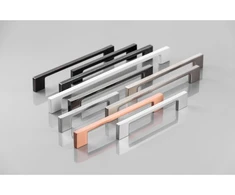 Zamak handle 819 C=128mm satin