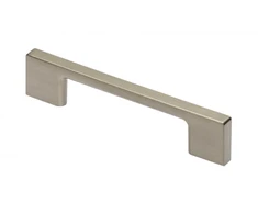 Zamak handle 819 C=96mm brushed steel