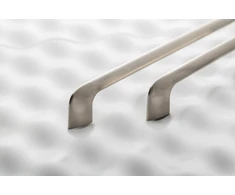 Zamak handle MILANO C=256 inox
