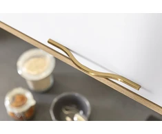 Zamak handle VITO C = 160 mm golden brass