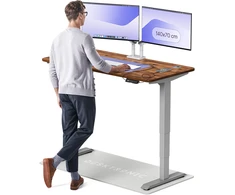 Elektrinis reguliuojamo aukščio stalas Desktronic HomePro Riešutmedžio masyvas/Pilkas, 140x70cm, Dvigubas motoras, USB ir USB-C įkrovimo lizdai