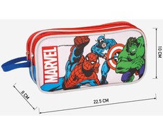 „Avengers“ dviejų skyrių pieštukų dėklas, 22,5 cm