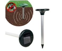 Solar mole repellent for moles
