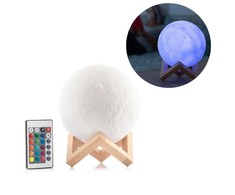 Naktinė lempa 3D mėnulis su RGB apšvietimu ir pulteliu, 15 cm