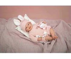 Arias Reborn lėlė Lucia 45 cm – rankų darbo, rožiniai megzti rūbai