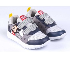 32 pritūpimai Mickey Mouse