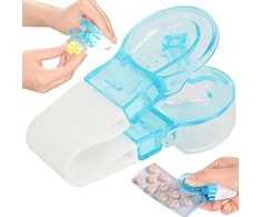 Tabletės išspaudėjas 8 cm x 4 cm juodas-mėlynas