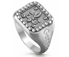 Guess 374540