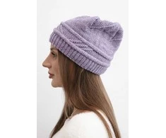 Moteriška žieminė vilnonė kepurė su pynimo raštu K428 violetinė