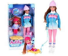 Anlily yra 30 cm lėlė ir 12 cm lėlė ant rogių žiemos sporto