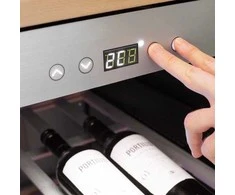 Caso | Wine cooler | WineComfort 660 Smart | Energy efficiency class G | Free standing | Bottles capacity 66 | Nerūdijantis plienas/Juodas