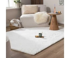 FRAAI Home &amp; Living minkštas baltas poliesterio kilimas 80 × 150 cm Comfy Supreme