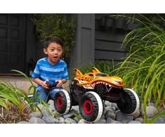 Hot Wheels nuotoliniu būdu valdomas Monster Trucks Tiger Shark automobilis 1:15 HGV87