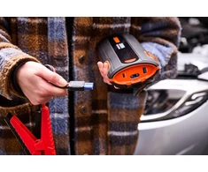 OSRAM avarinis automobilio užvedimo įrenginys 12 V 2000 A su USB-C powerbanku OJS040