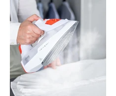 Ufesa garinis lygintuvas Steam Tech 2800, 2800 W, keraminis padas, 180 g garų smūgis