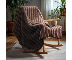 Primaviera Deluxe Dirbtinio kailio pledas Rib Rabbit Fur 150x200 cm – 500 GSM rusvos spalvos
