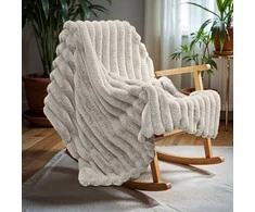 Primaviera Deluxe Dirbtinio kailio pledas Rib Rabbit Fur 150x200 cm – 500 GSM baltos spalvos