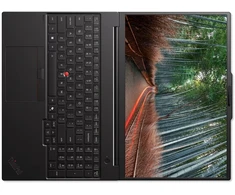 Nešiojamas kompiuteris Lenovo ThinkPad P16s G5 AMD | Juodas | 16 " | IPS | WUXGA | 1920 x 1200 pikselių | Anti-glare | AMD Ryzen AI 7 PRO | 450 | 32 GB | LPCAMM2 LPDDR5X | Solid-state drive capacity 1000 GB | NVIDIA RTX PRO 1000 Blackwell Generation | GDDR7 | 8 GB | Windows 11 Pro | 802.11be | Bluetooth versija 5.4 | 5G upgradable | Klaviatūros kalba: anglų | Klaviatūros apšvietimas | Garantija 36 mėn. | Baterija warranty 12 mėn.