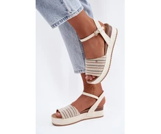 Aukštakulnės basutės su platforma Step in style