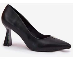 Aukštakulniai bateliai moterims, elegantiški klasikinio stiliaus
