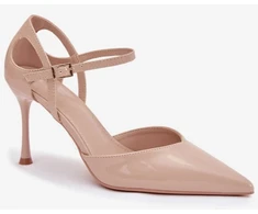 Aukštakulniai – elegancijai ir pasitikėjimui žingsnyje.