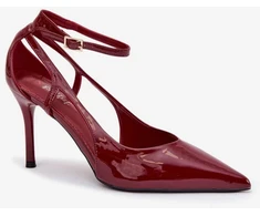 Aukštakulniai – elegancijai ir pasitikėjimui žingsnyje.