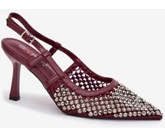 Aukštakulniai Step in Style – elegancijai ir pasitikėjimui žingsnyje.