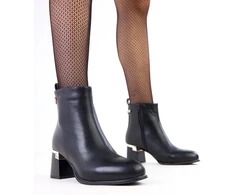 Aulinukai moteriški juodi su elegantiška puošmena Valessa