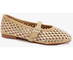 Balerinos su sagtimi ir blizgiomis detalėmis Step in style