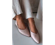 Balerinos su smailėjančia nosimi Step in style