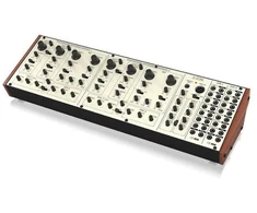 Behringer 2-XM stalinis analoginis sintezatorius