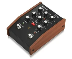 Behringer BM-18M CLUSTER BOX gitaros efektas