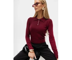 Bordo megztinis