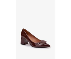 Bordo spalvos aukštakulniai bateliai su dekoratyvine detale Step in style