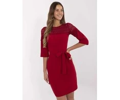 Bordo spalvos moteriška suknelė – elegantiškas ir stilingas pasirinkimas