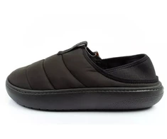 Crocs vyriškos šlepetės Classic Puff Galingumas juodos su pašiltinimu