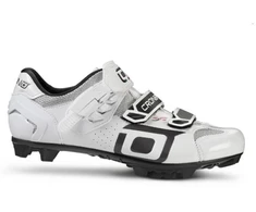 CRONO MTB TRACK nauji bateliai balti 42 nailonas