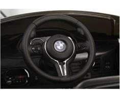 Elektromobilis BMW X6 vaikiškas – linksmybėms ir saugiam vairavimo startui.