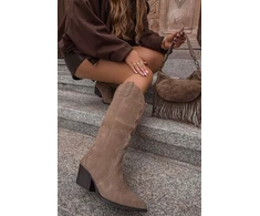 Ilgaauliai batai virš kelių su kulnu Step in style