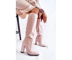 Ilgaauliai batai virš kelių su smailėjančia nosimi, šviesiai rožiniai Step in style